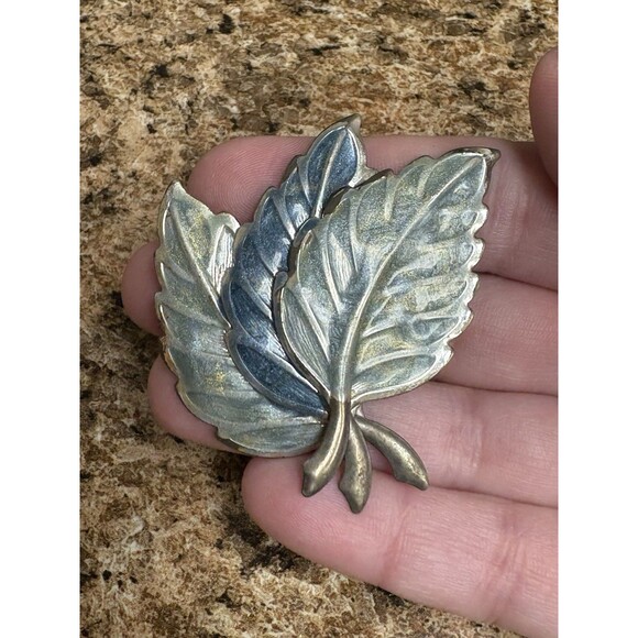 Vintage Silver Tone Three Leaf Green Blue Brooch Pin Enamel - Picture 6 of 6